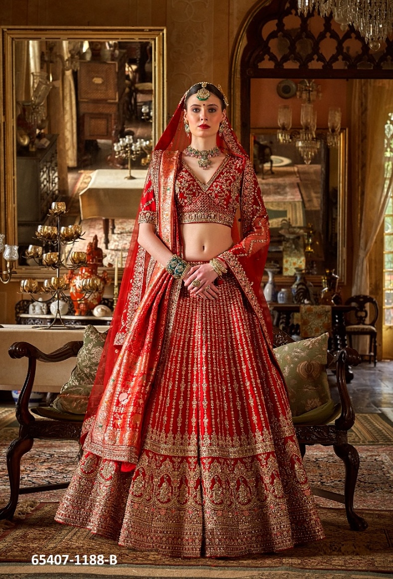 Breathtaking Bridal Lahenga WIith two Dupattas